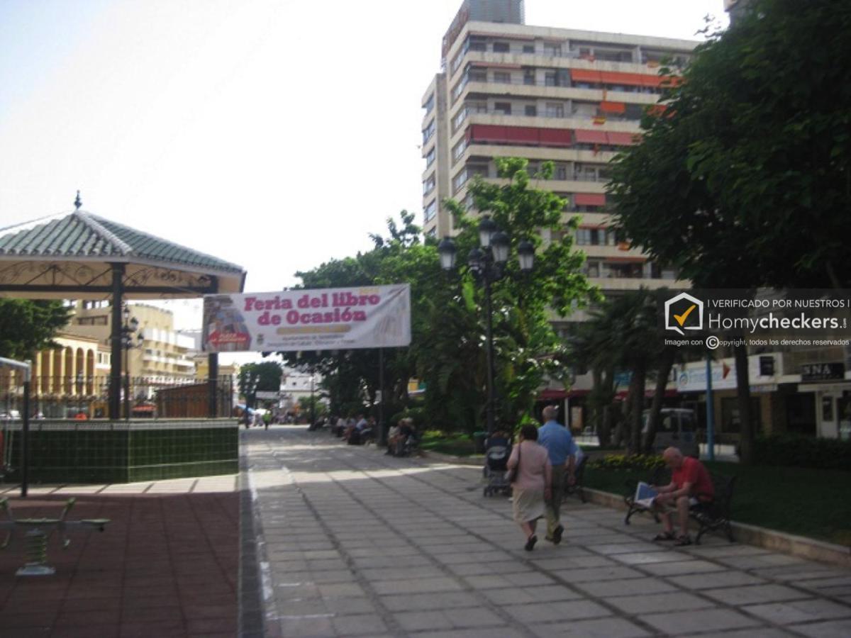 Cozy Apartamento Centro Torremolinos Exterior photo